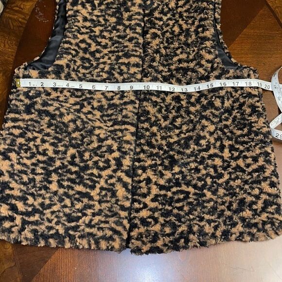 COPY - NWT INC Animal-Print Faux-Fur Vest small - Picture 7 of 8